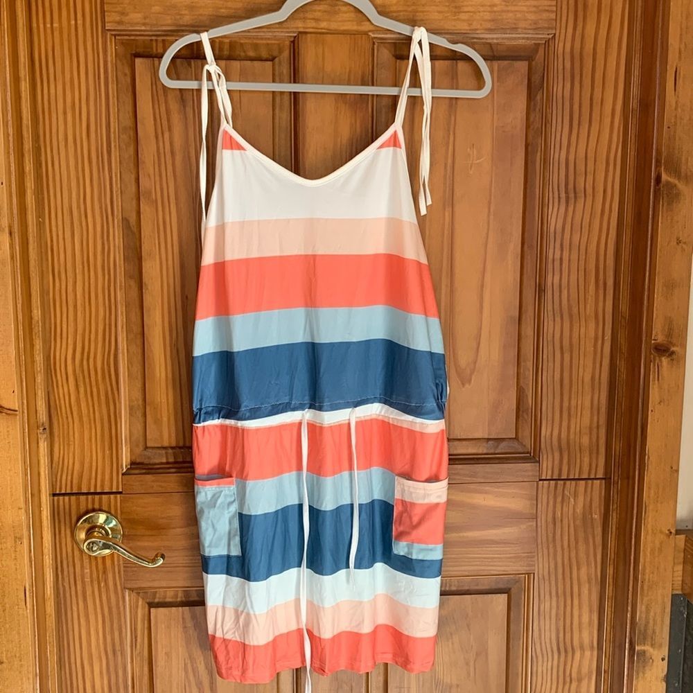 Women’s NWOT Striped Beach Tie Strap Drawstring Waist Peplum Mini Sun Dress M
